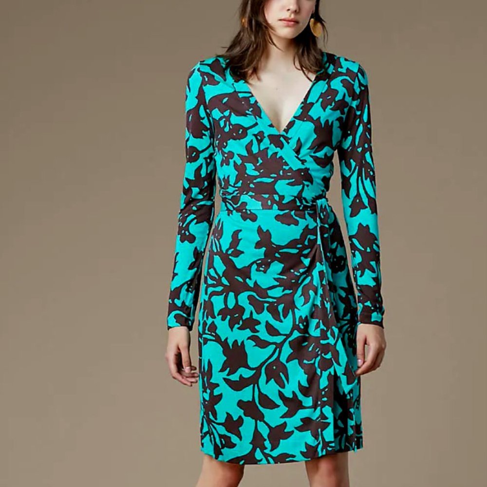 - Diane von Furstenberg Julian Banded Wrap Dress